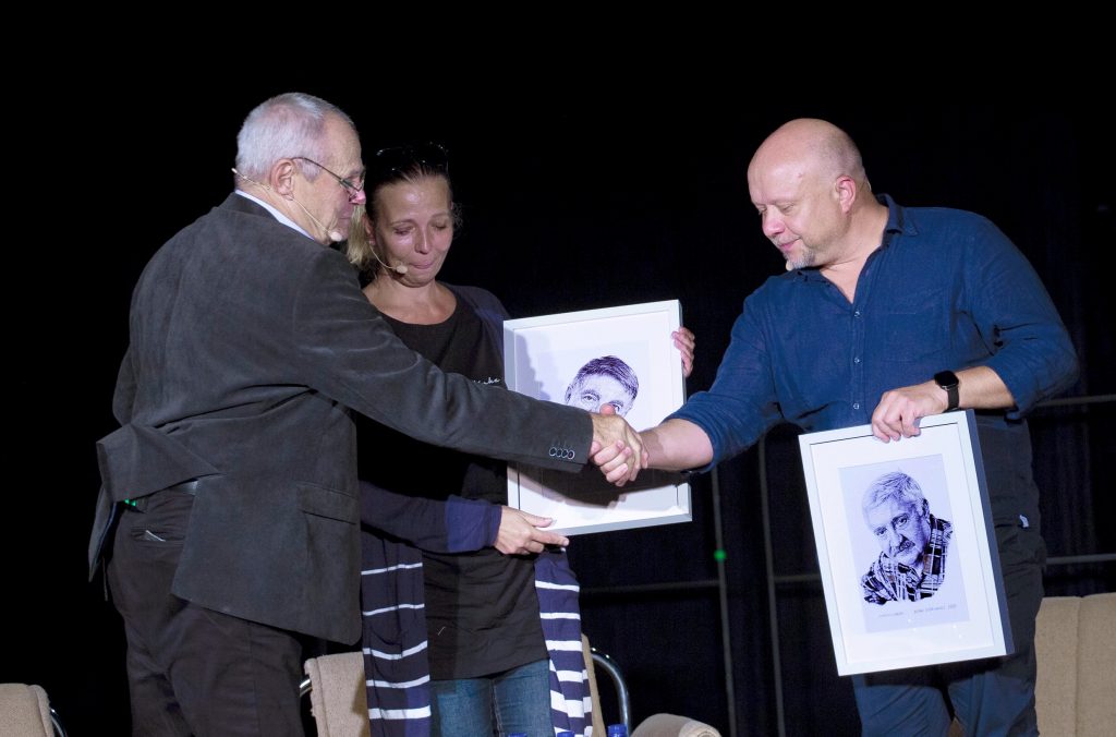 178 - Zuzana Ďančiaková a Marián Labuda ml. počas festivalového programu Takí boli s Milanom Kňažkom. Kremnické gagy 2021 Foto Ivan Čillík